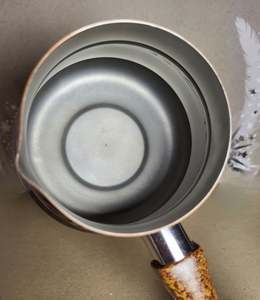 Excellente cafetière turque en cuivre et bois avec poignée, vaisselle, tasse à café, décoration de table pour la maison, la cuisine, le restaurant, l'hôtel, les fêtes - Product Image 2