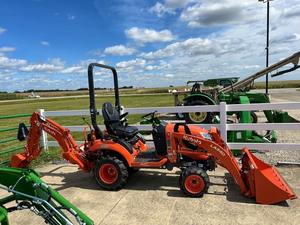 En Existencia, Tractor Utilitario Compacto y Potente KUBOTA BX23S para Jardinería, Excavación y Transporte, en las Mejores Condiciones, Oferta al por Mayor - Product Image 5