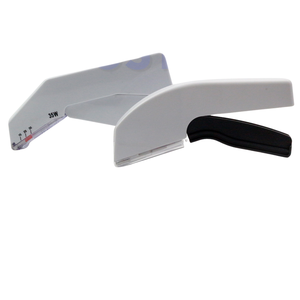 Dispositif de fermeture de plaie en acier de haute précision Agrafeuse chirurgicale jetable pour une suture efficace et sûre Instrument SurgiRight - Product Image 2