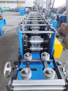 Оцинкованная сталь 0,4-1,2 мм <span class=keywords><strong>Omega</strong></span> профиль делая машину <span class=keywords><strong>Omega</strong></span> Furring канальный рулонный станок - Product Image 4