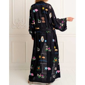 Kimono long pour femmes, design ouvert sur le devant, offrant un port confortable et un style sans effort pour les besoins de la mode quotidienne - Product Image 3