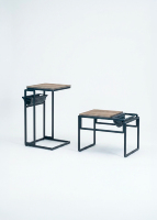 Table basse moderne minimaliste avec plateau en bois et structure en métal, design emboîtable pour le mobilier de salon