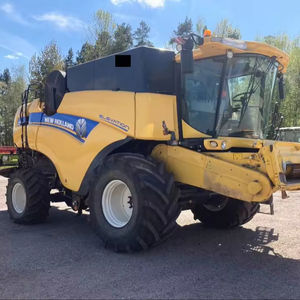 Moissonneuse-batteuse New Holland CR8.90 d'occasion en gros à bas prix, meilleure fabrication - Product Image 1