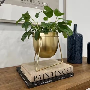 Maceta de latón artesanal de primera calidad con orificio de drenaje, acento interior decorativo para mesa de jardín, oficina o entrada - Product Image 2