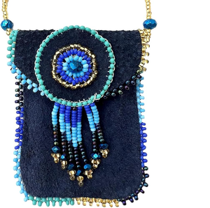 Sac de téléphone avec perles de rocaille de créateur avec broderie complexe Pochette pour téléphone avec perles personnalisées Sac pour téléphone portable perlé de qualité supérieure - Product Image 1