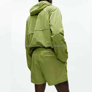 Ensemble de survêtement de pluie pour homme, short et veste coupe-vent deux pièces, couleur personnalisable, idéal pour l'été - Product Image 4