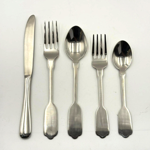 Juego de Cuchara y Tenedor para Postre de Latón Hecho a Mano, 4 Piezas, Mango con Diseño de Girasol, Venta al por Mayor para Cenas Festivas al Mejor Precio - Product Image 2