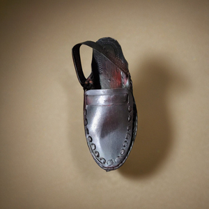 Pure <b>Leather</b> Kolhapuri Chappal Men Traditional Indian Footwear Handmade Closed-Toe Slides Slingback Strap Kolhapuri <b>Slippers</b> - Product Image 4