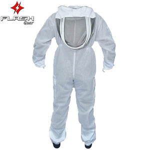 Combinaison d'apiculteur ventilée à 3 couches avec voile d'escrime et gants pour une apiculture sûre et confortable - Product Image 2