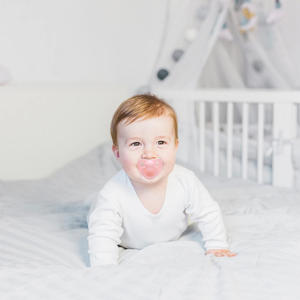 Sucette pour bebe 2023 plus récent Offre Spéciale couleur mélangée non toxique sans BPA Silicone bébé sucette - Product Image 1