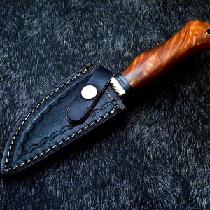 Cuchillos de Supervivencia Bowie de Acero de Damasco con Mango de Madera Natural de Alta Calidad Personalizados al por Mayor Hechos en Pakistán - Product Image 5