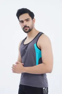 Vêtements de sport vintage avec logo personnalisé, débardeur sans manches 100% coton découpé et ajusté de haute qualité, délavé à l'acide pour hommes - Product Image 6