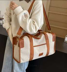 กระเป๋าดัฟเฟิลดีไซน์สำหรับผู้ใหญ่ทำจากปากีสถาน - Product Image 2