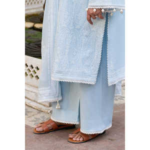 Conjunto de 3 Piezas para Mujer, Traje Bordado con Dupatta de Chifón Estampado con Laca BM-62016 - Product Image 4