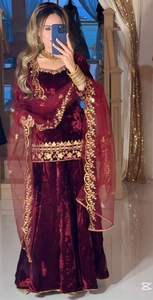 VISHNU K DESIGNS TOP SHARARA DUPATTA VISCOSE VELVET <b>VINTAGE</b> STRAIGHT <b>MINI</b> SUMMER SUIT SOLID MULTI-SEQUENCE EMBROIDERY NATURAL - Product Image 3