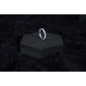 Anillo de Compromiso de Plata de Ley con Diamante de Corte Ovalado, Chapado en Rodio, Joyería Fina - Product Image 2