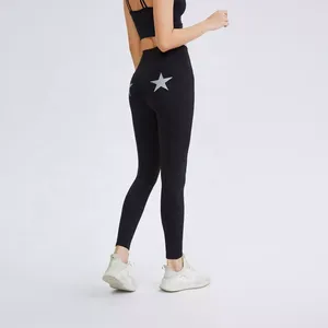 Réorganisez votre look de fitness avec des leggings pour femmes dotés d'un tissu de compression résistant aux squats et d'un tissu évacuant l'humidité pour la salle de sport - Product Image 5