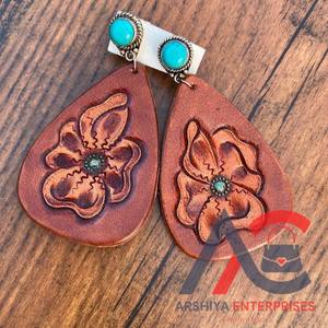 ต่างหูหนังแกะสลักมือสไตล์ตะวันตกสินค้ามาใหม่ต่างหูรูปหยดน้ำตาสุดน่ารักสำหรับผู้หญิงเครื่องประดับแฟชั่นหนัง - Product Image 1