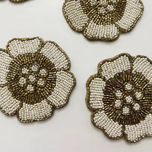 Sous-verres en perles de verre portables faits à la main-Sous-verres classiques avec support en polyester (4x4 pouces) pour les cadeaux d'église et religieux - Product Image 4