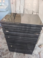 Carreaux de granit noir poli ABSOLUTE BLACK - Design minimaliste durable et écologique pour villa, salon, cuisine, extérieur