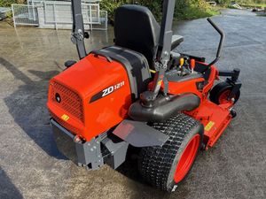 Cortadora de Césped Kubota ZD1211 Nueva, Económica y Accesible, de 60 Pulgadas, con Giro Cero, a la Venta, Tractor de Jardín con Motor Diésel, Envío Inmediato del Proveedor - Product Image 4