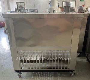 Machine à fabriquer des sucettes glacées automatique commerciale à 4 moules pour bâtonnets de crème glacée, sucettes glacées, barres glacées, sucettes glacées, bonbons, moules de congélation - Product Image 3