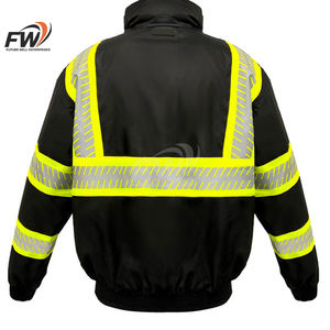 Chaqueta de seguridad de alta visibilidad estilo patrulla para trabajadores al aire libre con diseño de tiras reflectantes y opción de personalización de marca. - Product Image 5