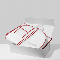 Boîte pliante à fermeture magnétique personnalisée en gros pour l'emballage de robes de mariée et de costumes, boîte rigide haut de gamme pour vêtements