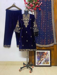 Beautiful Designer Embroidery Velvet Salwar Kameez Readymade Purple Blue 3 <b>Pc</b> Velvet Kurta Palazzo <b>Set</b> With Dupatta Partywear - Product Image 5