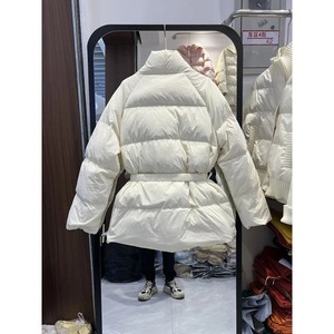 เสื้อแจ็คเก็ตบุนวมคอตตอนสำหรับผู้หญิงมีสไตล์หรูหรามีสไตล์สำหรับฤดูหนาวเสื้อคลุมกันหิมะแบบถักมีกระเป๋าเพื่อให้ความอบอุ่น - Product Image 5