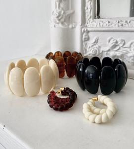 Shescity forme irrégulière à la mode à la mode meilleure vente bracelet en résine bijoux personnalisés cadeaux pour les femmes - Product Image 3