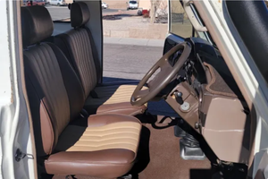 พร้อมขับขี่ - รถพวงมาลัยซ้ายมือสอง |   พวงมาลัยขวา |   โตโยต้า แลนด์ครุยเซอร์ HZJ75 ปี 1991 เกียร์ธรรมดา 5 สปีด - Product Image 5