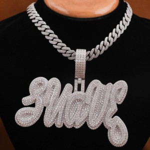 Colgante de Placa con Nombre Personalizado en Plata 925, Cadena con Nombre Personalizada, Regalo Personalizado, Colgante con Letras de Moissanita, Joyería Hip Hop con Incrustaciones - Product Image 1