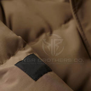 Chaqueta acolchada cálida para hombre con cuello levantado y forro aislante para invierno para días fríos al aire libre con logotipo en la parte delantera - Product Image 5