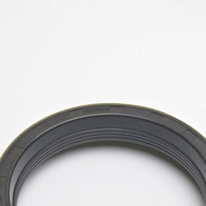 Fabricants chinois de joints d'étanchéité pour voitures et camions, joint d'extrémité SACY 121.1*160.20*35 pour arbre de transmission et arbre d'équilibrage NBR - Product Image 4