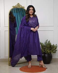 ชุดคุर्ติปักลายกระจกสำหรับผู้หญิง |   ชุดคุर्ตาพิมพ์ลายแบบขายส่ง สำหรับใส่ทำงาน เดินทาง และใส่ในชีวิตประจำวัน - Product Image 6