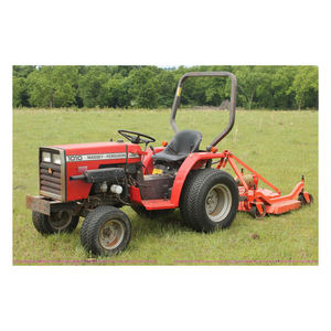 Tracteur diesel 4x4 Massey Ferguson 9500 70 CV à transmission par engrenages pour une productivité élevée du moteur, idéal pour le labour, le semis et la récolte - Product Image 4