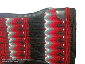 แผ่นรองอานม้า100% ขนแกะนิวซีแลนด์ขนาด34x42สีดำ1/2" - Product Image 3