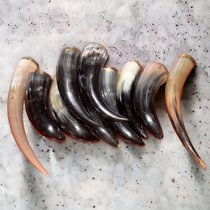 Cuerno para Beber Tallado a Mano, Estilo Medieval, Ecológico y Duradero, para Cosplay Vikingo, Artesanía Natural, Celebraciones de Cerveza y Hidromiel - Product Image 4