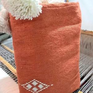 Manta Marroquí Hecha a Mano, Auténtica, Artesanal, Diseño Tribal, Suave, Tejida, Decoración para el Hogar, Regalo - Product Image 1