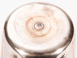 Florero de metal de aluminio vintage recién llegado con diseño moderno y acabado de alto pulido, perfecto para una decoración y eventos elegantes del hogar - Product Image 4