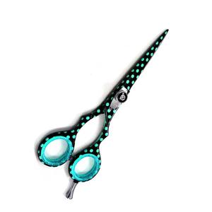 Ciseaux de coiffeur enduits de papier de fantaisie de la meilleure qualité Ciseaux de coupe de cheveux à manche en acier avec vis réglable Repose-doigt Utilisation de beauté - Product Image 4