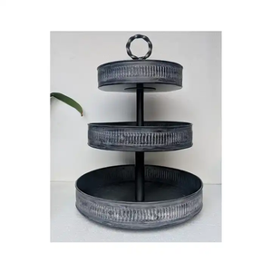 Support à gâteau rond en métal galvanisé fait à la main Offre Spéciale de qualité supérieure avec les meilleurs outils de gâteau de style élégant - Product Image 1