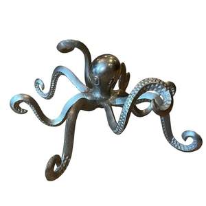 Sculpture d'octopus en aluminium de luxe, design artistique de créature marine, œuvre d'art métallique haut de gamme pour la décoration de maison de bord de mer - Product Image 6