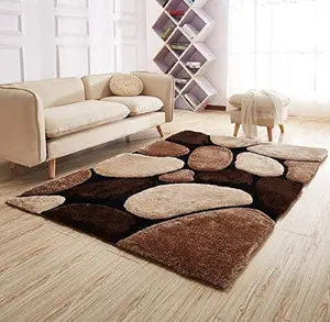 蓬松的地毯和地毯
