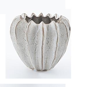 Florero de aluminio fundido Decoración Floreros de piso Decoración del hogar Recipiente de metal Acabado antiguo Floreros de aluminio fundido - Product Image 4