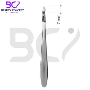 Cortacutículas Profesional de Acero Inoxidable con Punta Extra Afilada de 7mm y Hojas Curvas, Mango Liso y Duradero para el Cuidado de las Uñas - Product Image 5