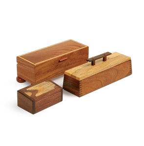 Boîte en bois sculptée à la main de qualité supérieure - Boîte à ruban ornée, design artisanal, boîte à cartes en bois, design très esthétique - Product Image 6