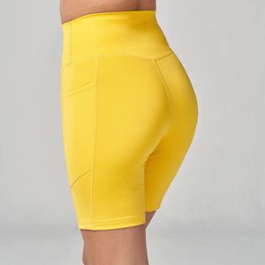 Tissu léger et extensible dans les 4 sens 83% polyester recyclé et 17% Spandex Body Fit Yellow Essential 7 Inches Cycling BreathableShort - Product Image 5