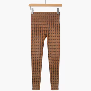 Mallas de Yoga de alta calidad para mujer, ropa deportiva de Spandex/nailon personalizada, patrón sólido de cintura media, precio razonable - Product Image 4